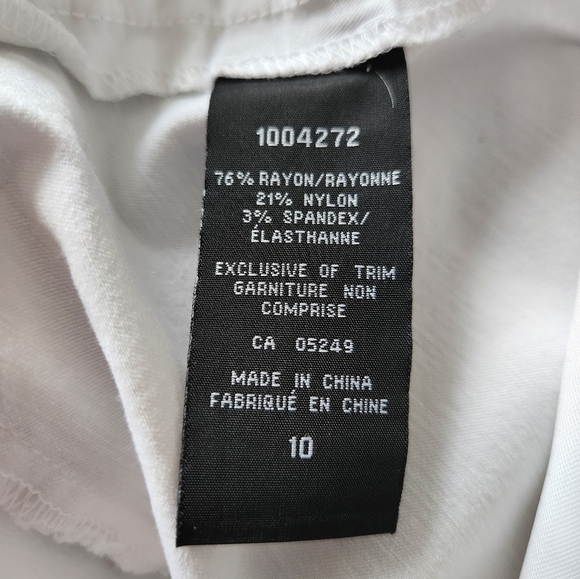 NWOT S.C&C.O white capri Size 10 - Picture 5 of 5